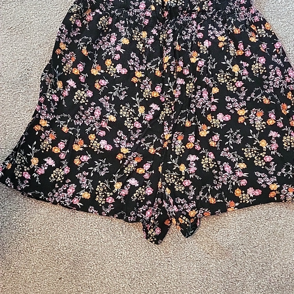 Romper - Picture 4 of 5
